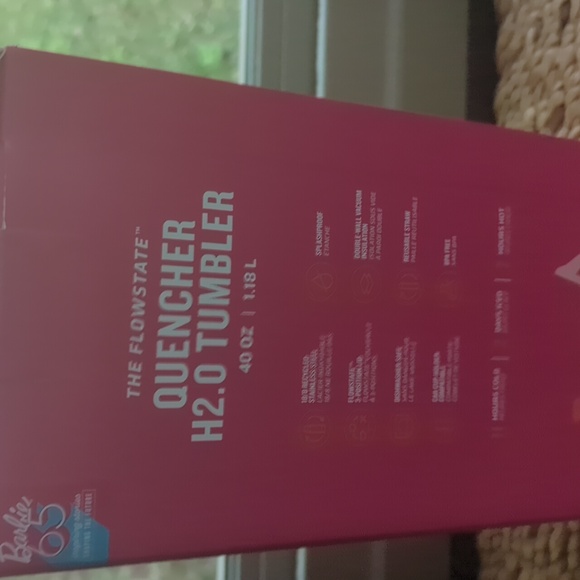 New In Box Stanley 40oz Barbie Collection - Picture 6 of 7